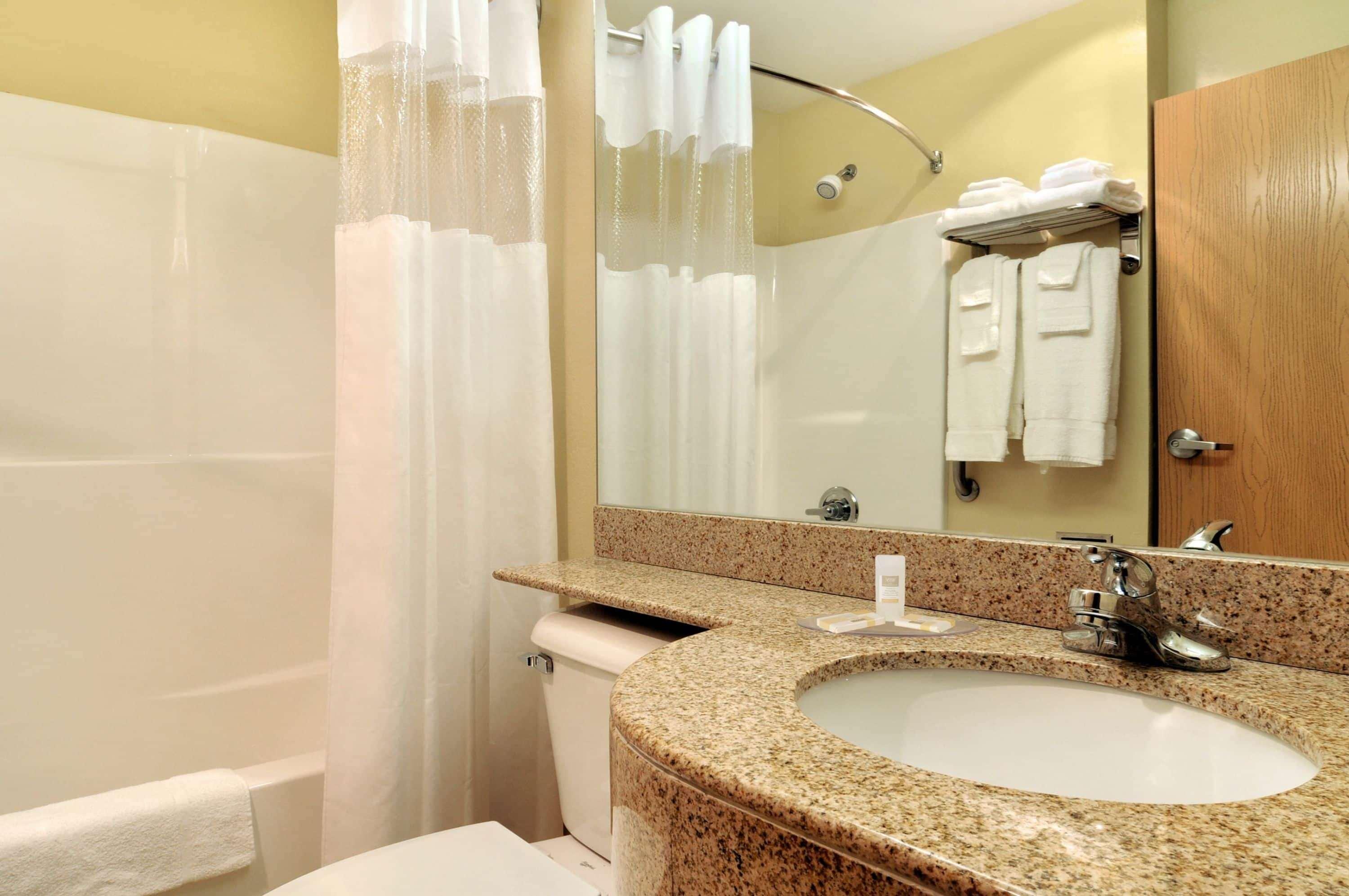 Microtel Inn & Suites Huntsville Rum bild