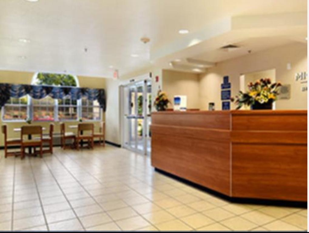 Microtel Inn & Suites Huntsville Inreriör bild
